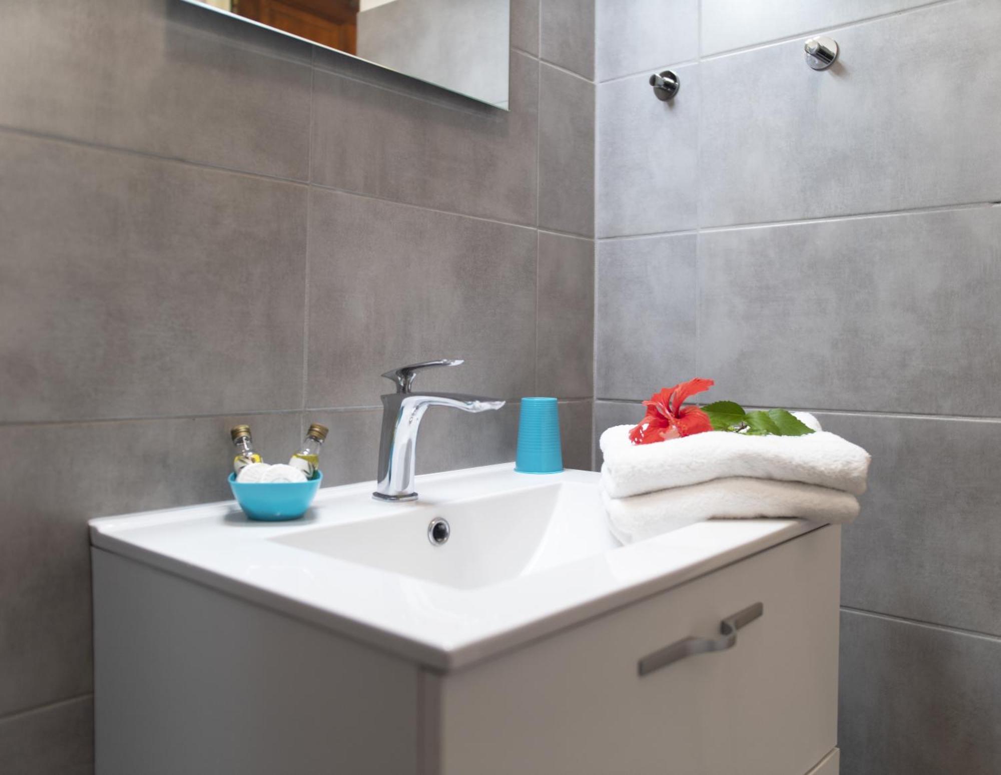 Residence Ti'Keol - Appartements Avec Terrasse 2 A 4 Personnes, Piscine Sainte-Anne Eksteriør billede
